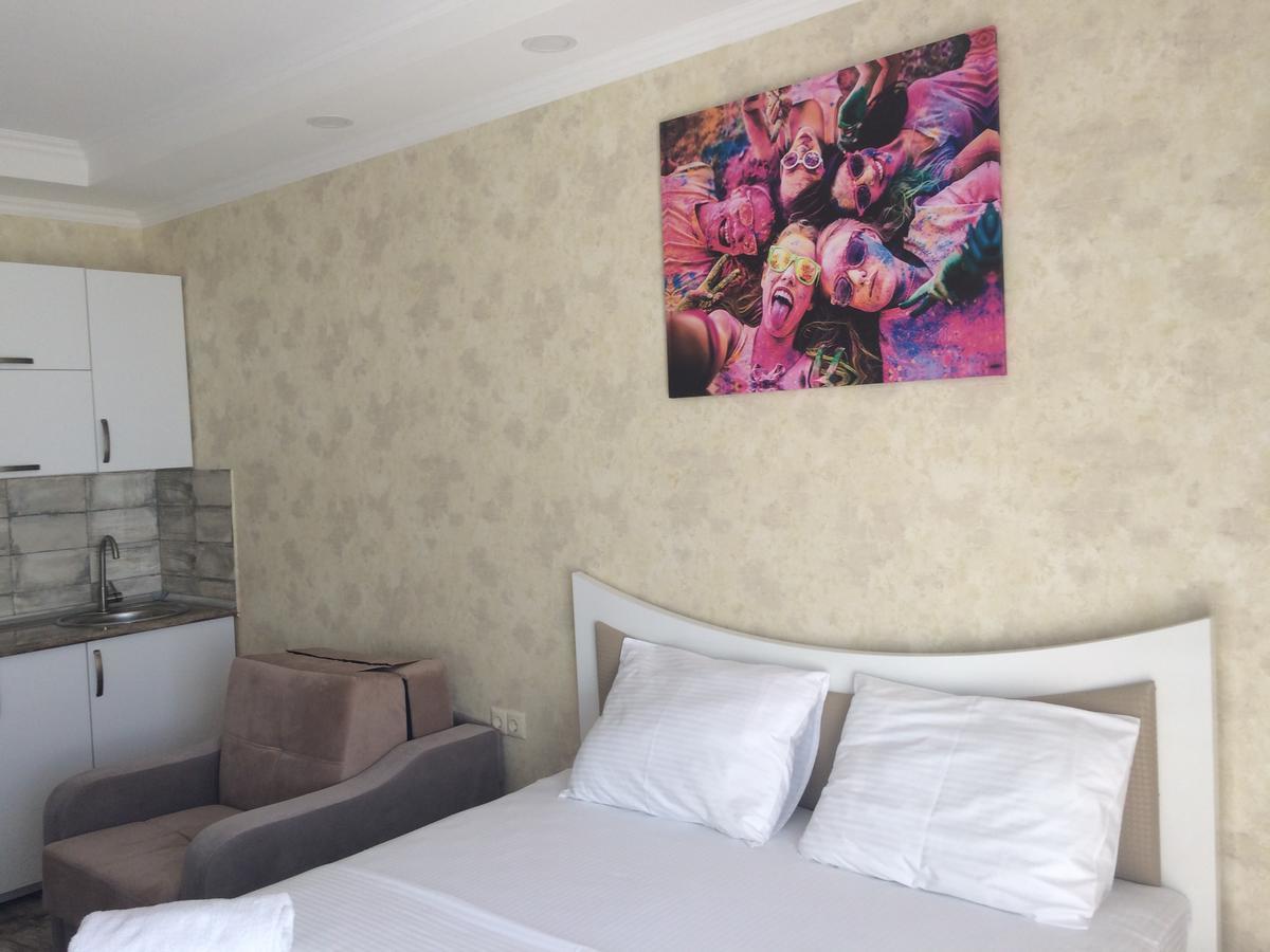 Aparthotel Selfie Μπατούμι Εξωτερικό φωτογραφία